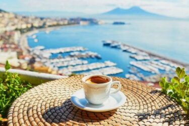 What to eat in Naples